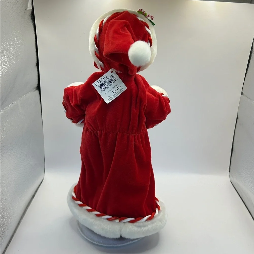 Annalee Mrs Claus with furry muff